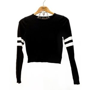 Striped long sleeve crop top - S / Black